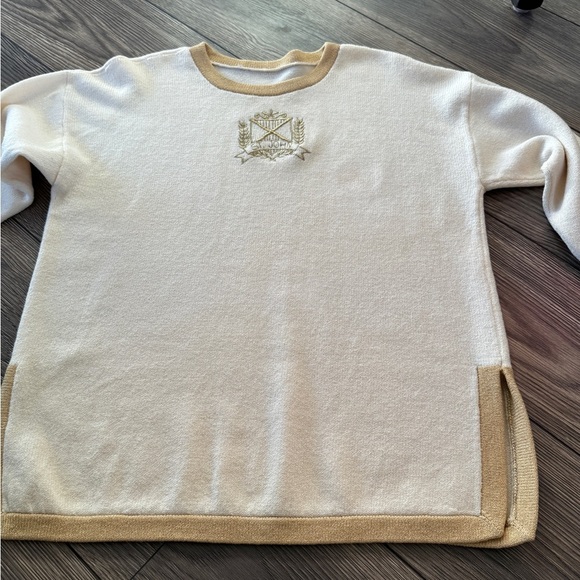 St John medium Santana Knit Sweater Cream Ivory with metallic gold crest - Picture 6 of 12